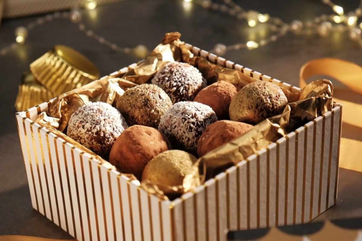 praline upakovane u ukrasnoj kutiji